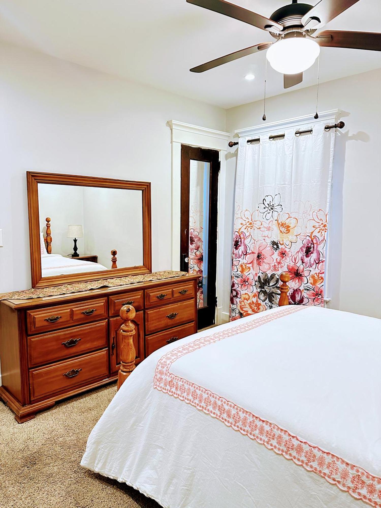 Elmwood Village Home Μπάφαλο Εξωτερικό φωτογραφία