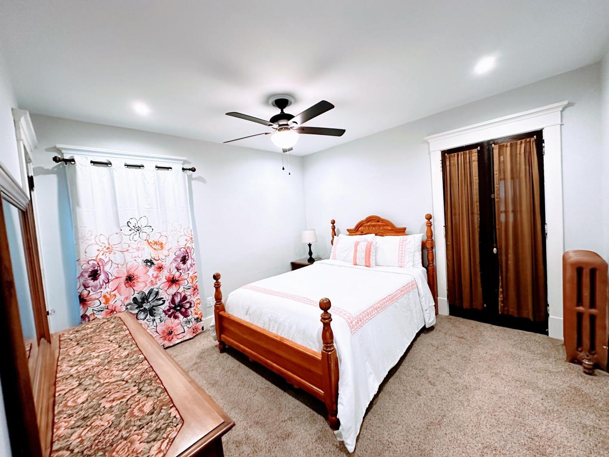 Elmwood Village Home Μπάφαλο Εξωτερικό φωτογραφία